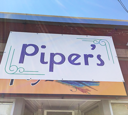 Pipers_Sign